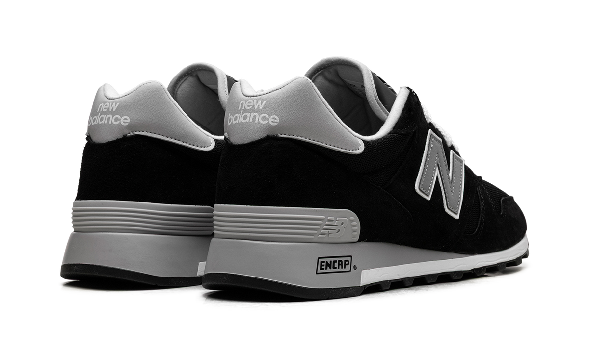1300 "MiUSA Black" U1300BK